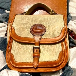 Beautiful Dooney and Burke bag rarely used and kept in great condition!